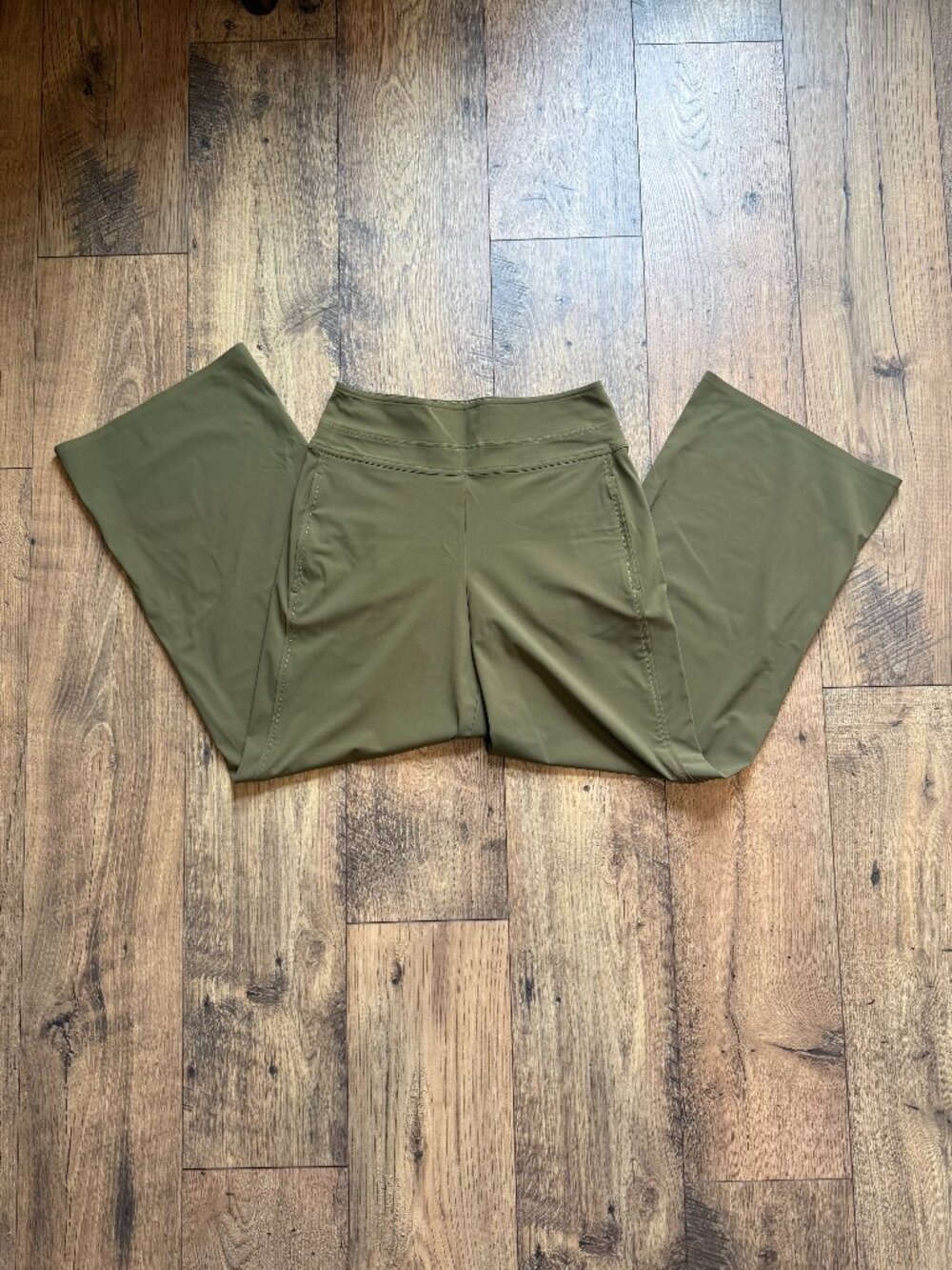 Athleta Olive Green Wide-Leg Pull-On Pants – Size 2 Petite